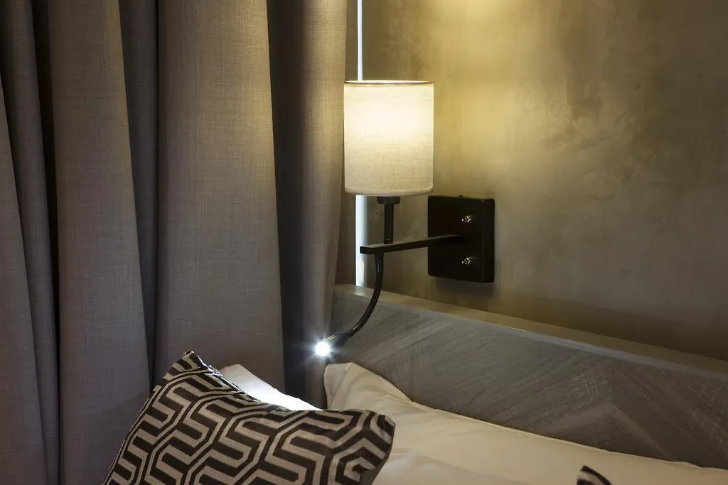 ***  Hotel Yan Singapore Singapore